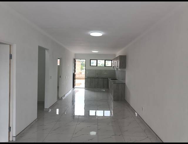 2 BEDROOM FREEHOLD TO LET IN PARLOCK